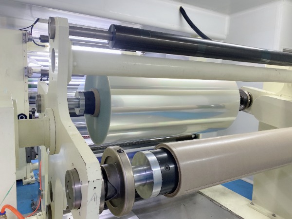 硅胶保护膜的工艺创新:从涂布到模切的智能化升级